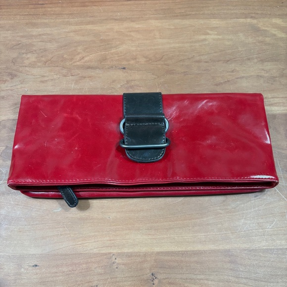 SHIRALEAH HARPER Vegan Pomegranate Red Folded Clutch Purse Zip Closure & Buckle - Picture 1 of 15